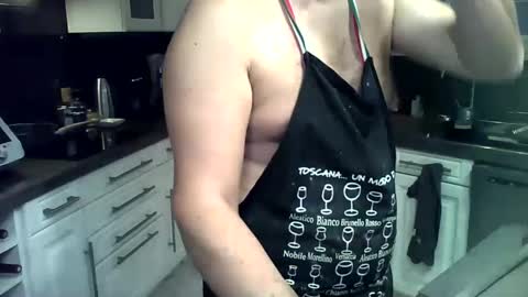 Snapshot of doggydaddi chatting on 12-19-24, 07:07 Alex online show from 12-19-24, 07:07