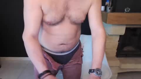 Snapshot of doggydaddi chatting on 03-07-25, 12:12 Alex online show from 03-07-25, 12:12