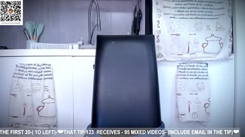 Snapshot of dolce4you69 chatting on 12-18-24, 10:19 Dea----IF YOU WANT TO SUPPORT ME -Purshase subscribtions scroll BIO  THANK YOU LOVE - online show from 12-18-24, 10:19