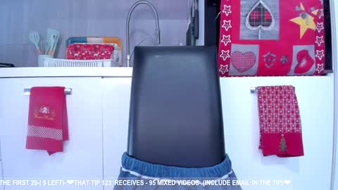 Snapshot of dolce4you69 chatting on 12-29-24, 08:11 Dea----IF YOU WANT TO SUPPORT ME -Purshase subscribtions scroll BIO  THANK YOU LOVE - online show from 12-29-24, 08:11