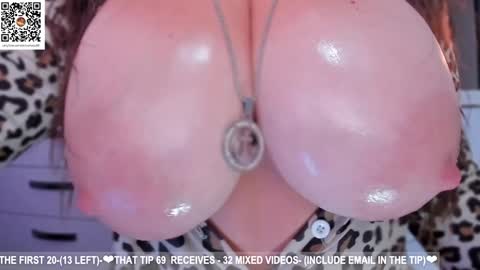 Snapshot of dolce4you69 chatting on 01-28-25, 04:50 Dea----IF YOU WANT TO SUPPORT ME -Purshase subscribtions scroll BIO  THANK YOU LOVE - online show from 01-28-25, 04:50