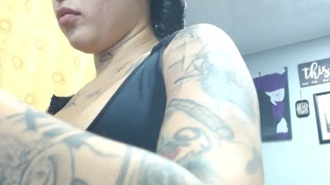 Snapshot of doll_and_thebrown chatting on 09-19-25, 10:54 doll_and_thebrown online show from 09-19-25, 10:54