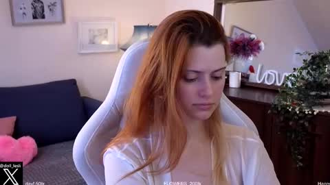 Your doll Lesli online show from 03-08-25, 09:17