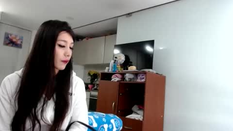 Catherine XXX online show from 10-16-25, 07:59