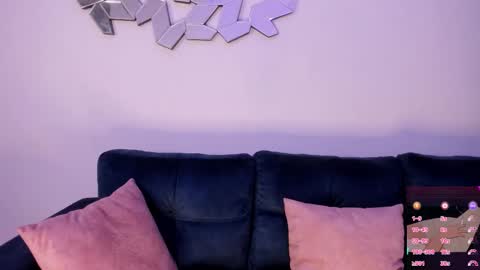 Roxana  independent model can you help me reach 100 hands up uwu online show from 09-19-25, 12:34