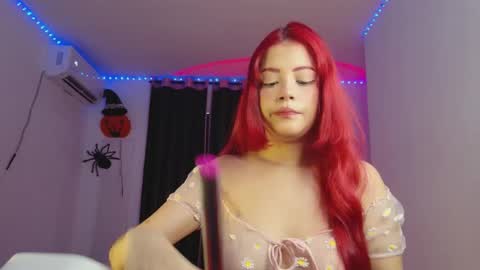 Emillie online show from 10-25-25, 03:40