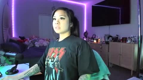 DOLLLFACE online show from 03-07-25, 04:24