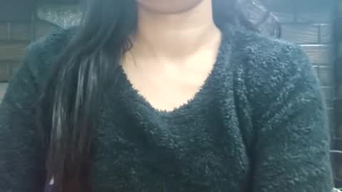 Snapshot of dollmeenu chatting on 10-29-25, 04:09 dollmeenu online show from 10-29-25, 04:09