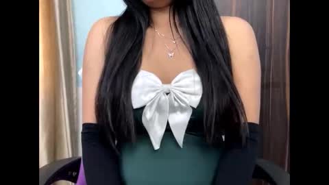 dollmeenu online show from 02-17-26, 09:28