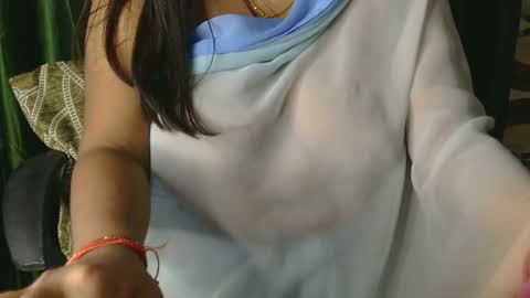 dolly_2 online show from 01-23-25, 08:15