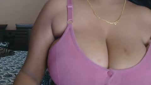 dolly_2 online show from 10-14-25, 03:51