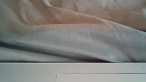 dom91070 online show from 10-23-25, 09:19