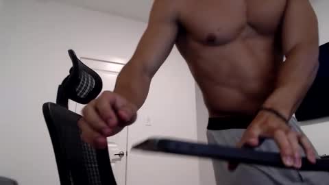 Snapshot of domd3 chatting on 09-22-25, 03:08 Dom online show from 09-22-25, 03:08