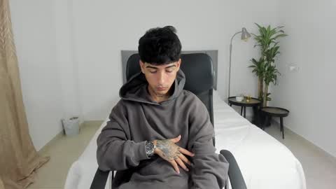 MASTER online show from 02-26-25, 01:43