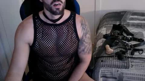 DominatedTitan online show from 10-05-25, 05:44