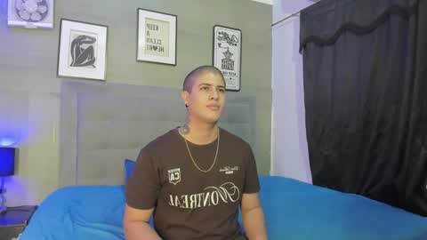 DOMI online show from 03-08-26, 03:54