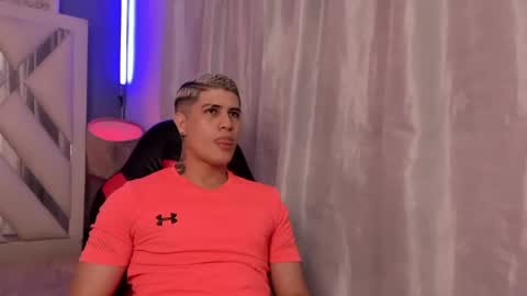 DOMI online show from 04-18-26, 04:16