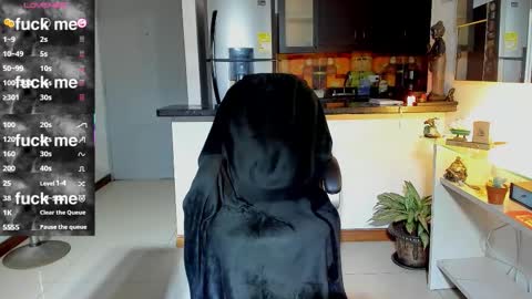 SANTI  independent model online show from 10-04-25, 01:47