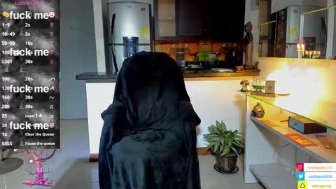 SANTI  independent model online show from 11-05-25, 10:54