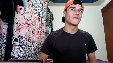 Snapshot of dominic_radccliffe chatting on 12-21-24, 01:26 Your real love online show from 12-21-24, 01:26