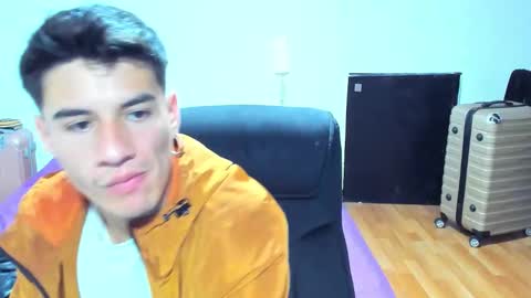 Snapshot of dominic_radccliffe chatting on 10-11-25, 10:41 Your real love online show from 10-11-25, 10:41