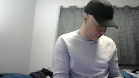 Snapshot of dominicanorico chatting on 12-21-24, 05:14 luis online show from 12-21-24, 05:14