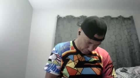 Snapshot of dominicanorico chatting on 12-31-24, 06:05 luis online show from 12-31-24, 06:05