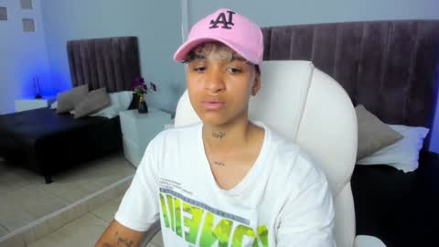 Snapshot of dominick_joness chatting on 02-07-25, 08:42 Dominick  online show from 02-07-25, 08:42