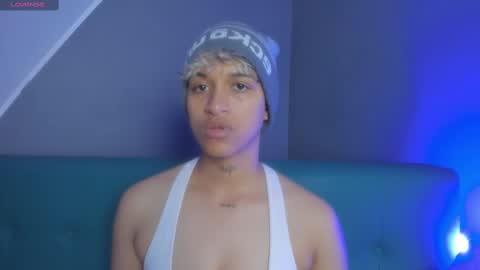 Snapshot of dominick_joness chatting on 03-08-25, 10:24 Dominick  online show from 03-08-25, 10:24