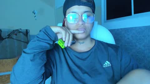 Snapshot of dominick_joness chatting on 10-15-25, 05:07 Dominick  online show from 10-15-25, 05:07