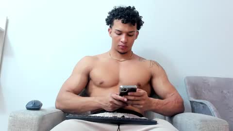 Dominick Star online show from 01-29-25, 03:22