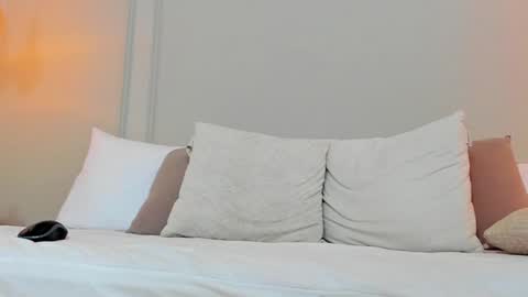 Dominick Star online show from 02-06-25, 07:56