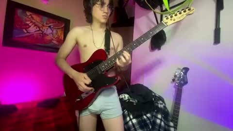 Snapshot of dominick_wildd chatting on 08-06-26, 11:28 Dominick Wildd online show from 08-06-26, 11:28