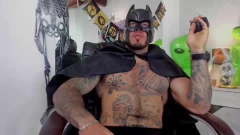 Snapshot of dominickane chatting on 10-31-25, 11:44 dominickane online show from 10-31-25, 11:44