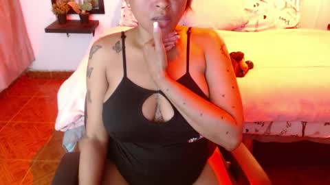 Snapshot of domink_gilr chatting on 05-24-26, 08:47 D O M I N K online show from 05-24-26, 08:47