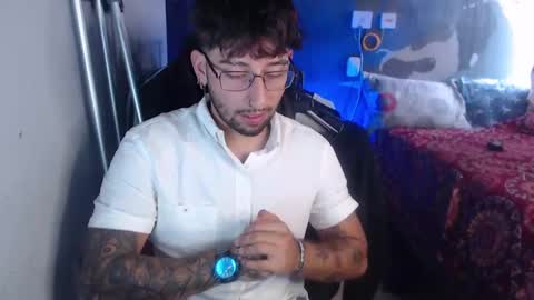 Snapshot of dominus_kane chatting on 10-22-25, 07:13 dominus_kane online show from 10-22-25, 07:13