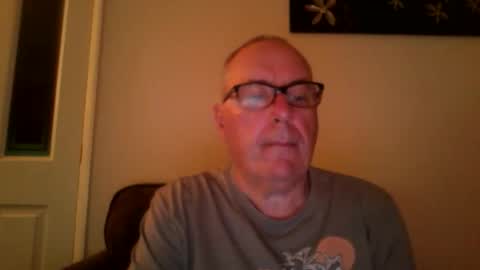 Snapshot of domjolly08 chatting on 09-28-25, 09:53 David uk online show from 09-28-25, 09:53