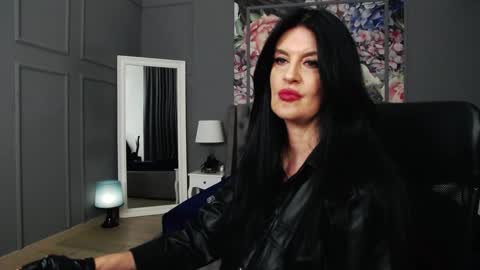 Dom Melisa online show from 12-12-24, 02:15