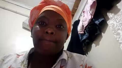 dommyblack2020 online show from 11-17-25, 08:03