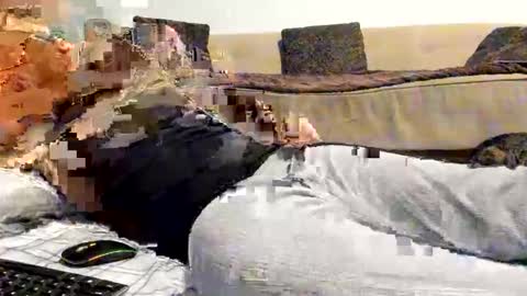 Snapshot of domsxyqte chatting on 12-20-25, 02:40 Rick online show from 12-20-25, 02:40