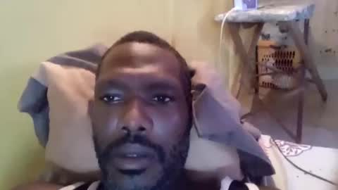 Snapshot of don45blk chatting on 03-06-25, 04:17 don45blk online show from 03-06-25, 04:17