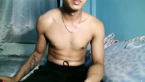 dongshei10 online show from 10-21-25, 03:02