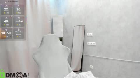 Donna On GMT2 Mon-Fri 3-9 AM online show from 12-19-25, 12:50