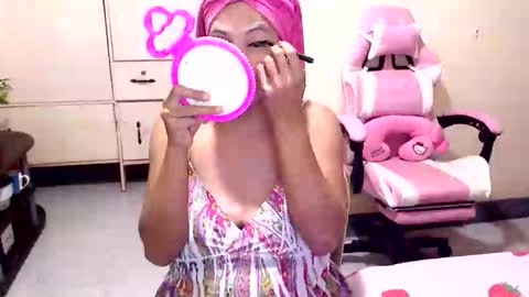 Snapshot of donnaliciouscumts chatting on 01-30-25, 11:55 donnaliciouscumts online show from 01-30-25, 11:55