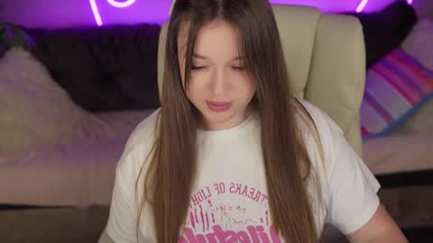 DONNA online show from 11-21-25, 09:24