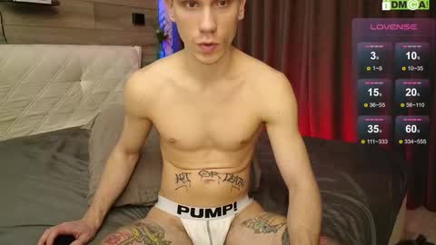 Snapshot of donnikon chatting on 11-05-25, 08:20 Nikon online show from 11-05-25, 08:20