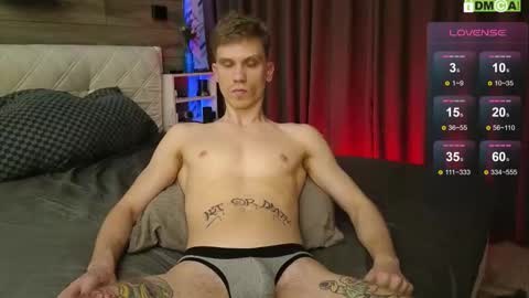 Snapshot of donnikon chatting on 11-10-25, 07:13 Nikon online show from 11-10-25, 07:13