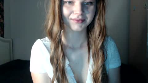 Snapshot of doratixx0 chatting on 08-03-26, 10:24 dorati online show from 08-03-26, 10:24