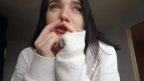 Jacqueline online show from 02-22-26, 06:46