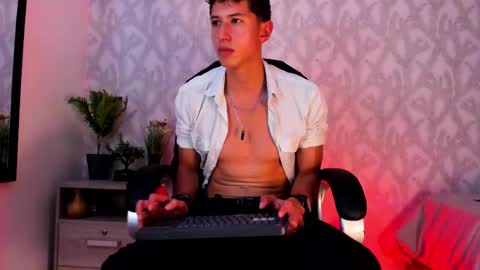 dorian_mystery online show from 12-03-24, 04:25